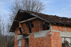 Баштионик у Мајским Пољанама и Глини