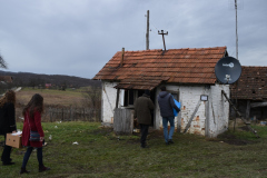 НАСТАВЉЕНА ПОДЈЕЛА ДОБРОТВОРНИХ ПАКЕТА