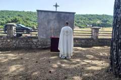 Света Литургија и помен на Барјаку