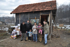 Помоћ породици Здјелар