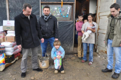 Помоћ породици Здјелар