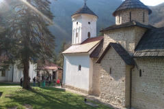 Посјета манастирима Лелић, Ћелије и Пустиња