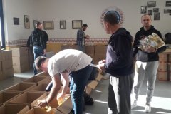 Припремљено 100 пакета помоћи