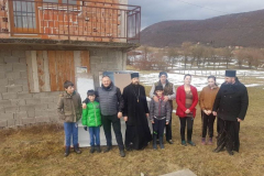 Помоћ Пећанцима