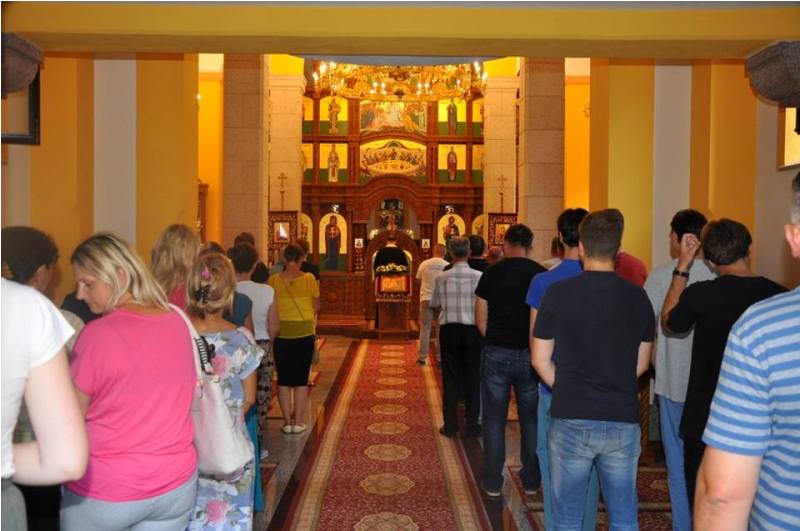 Активисти Баштионика у посјети манастиру Осовици